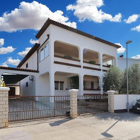 PUY Apartment Mario 2060 מראה חיצוני תמונה